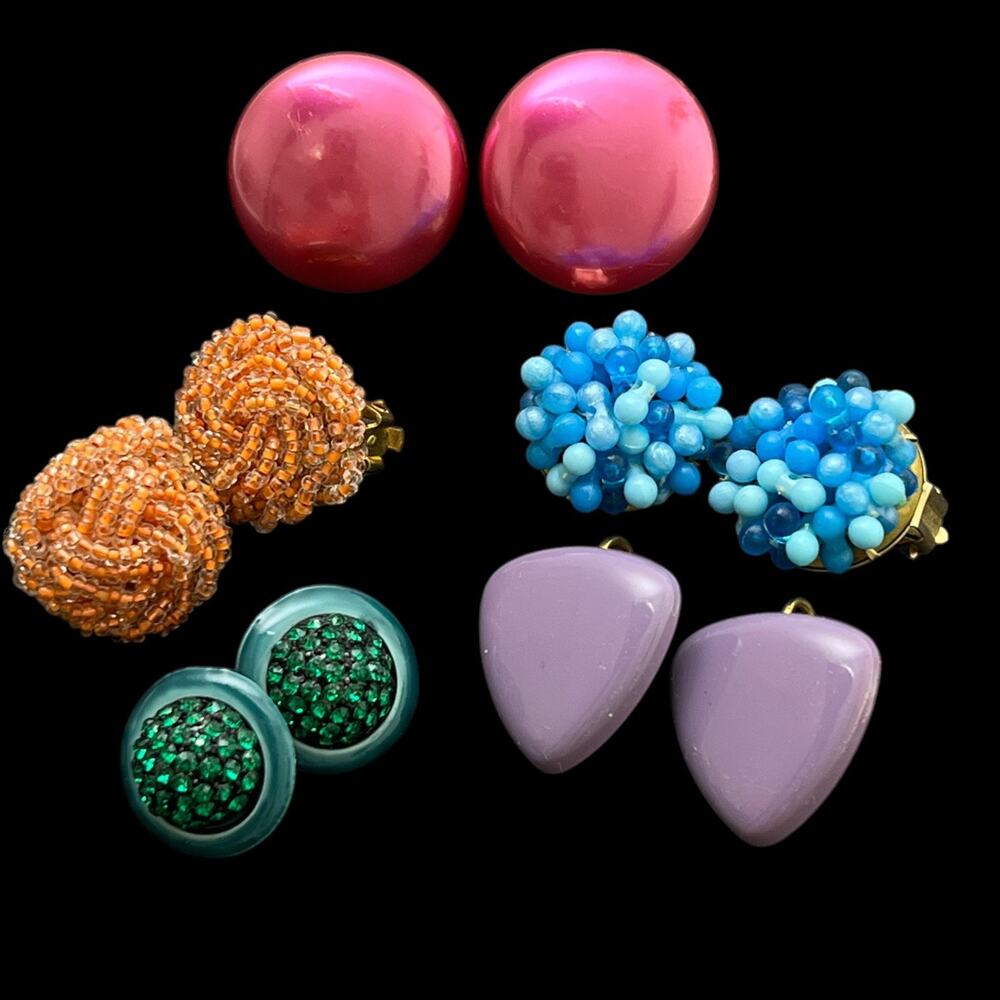 Vintage Clip On Earrings Lot 5 Pair Button Colorful Classic Retro Chic Cluster